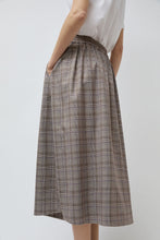 Load image into Gallery viewer, No.6 Nic Skirt in Light Grey Large Plaid with Purple Stripe